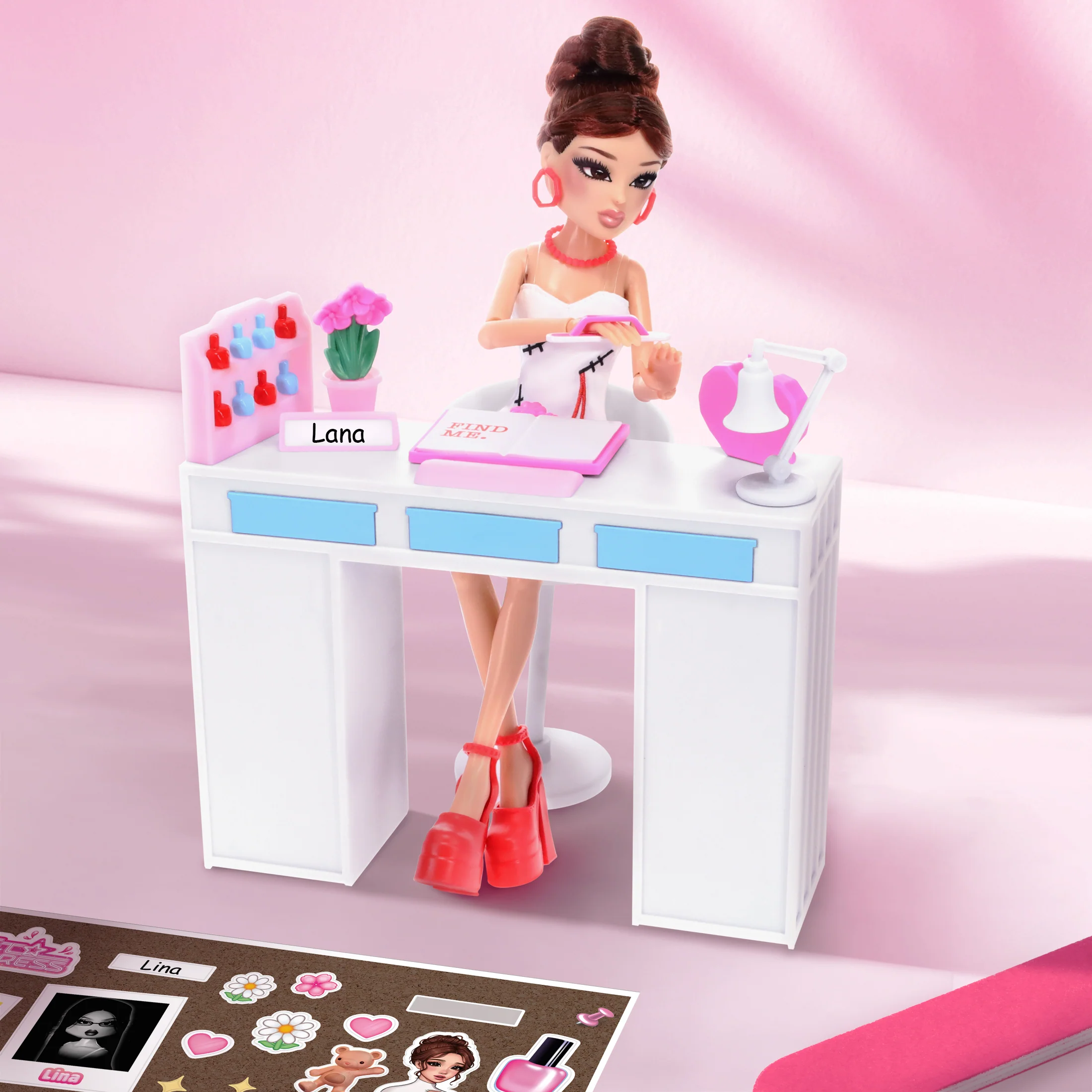 Dress To Impress - Lana Deluxe Fashion Doll Set - Series 1 Wave 1 - 11.5-Inch Tall Doll — Doll Playset, Accessories, Collector Card — Includes DLC Codes — Officially Licensed Set by PhatMojo - Image 6